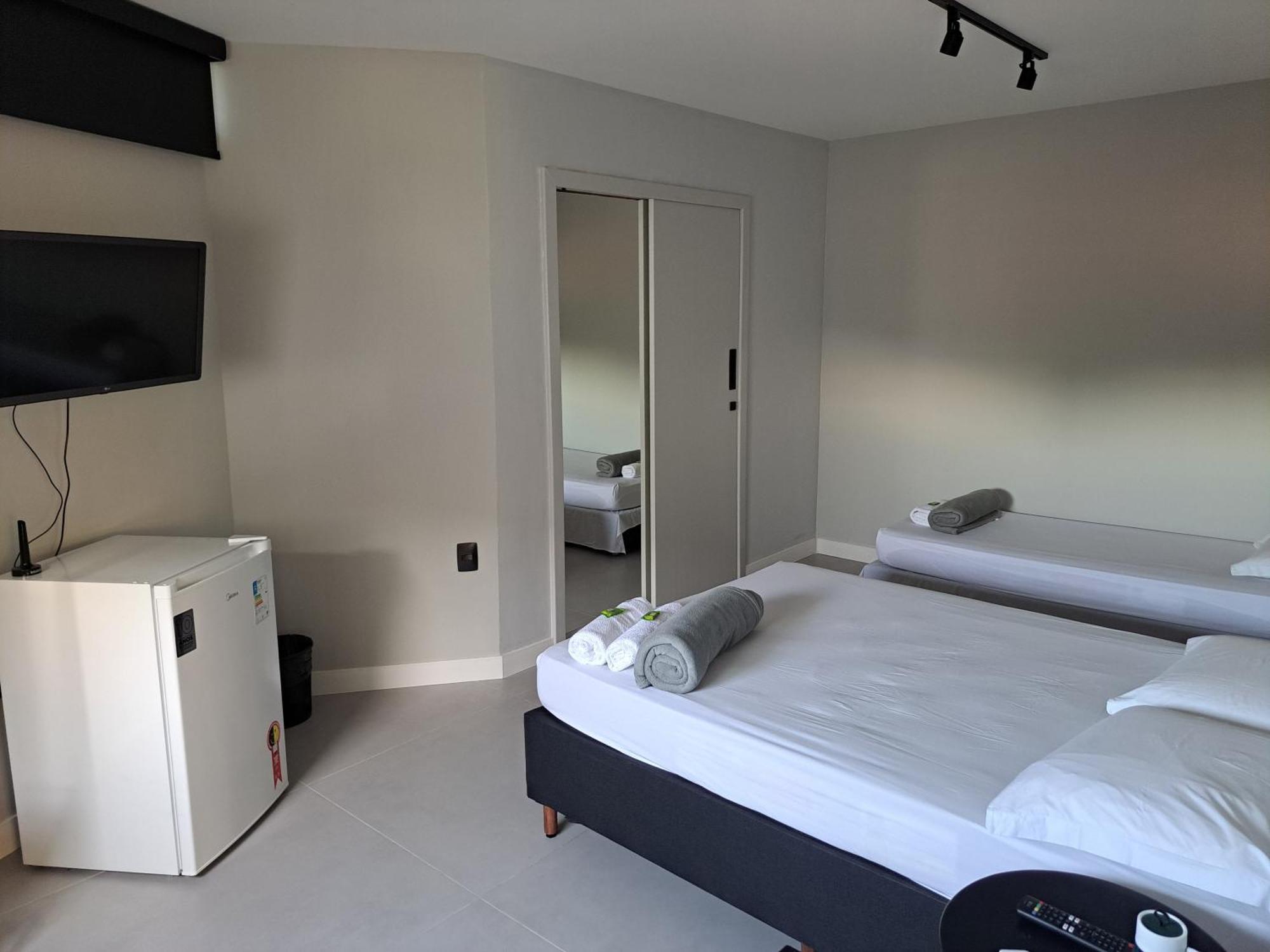 Artsy Vitoria Hostel Εξωτερικό φωτογραφία