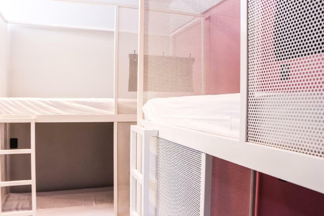 Artsy Vitoria Hostel Εξωτερικό φωτογραφία