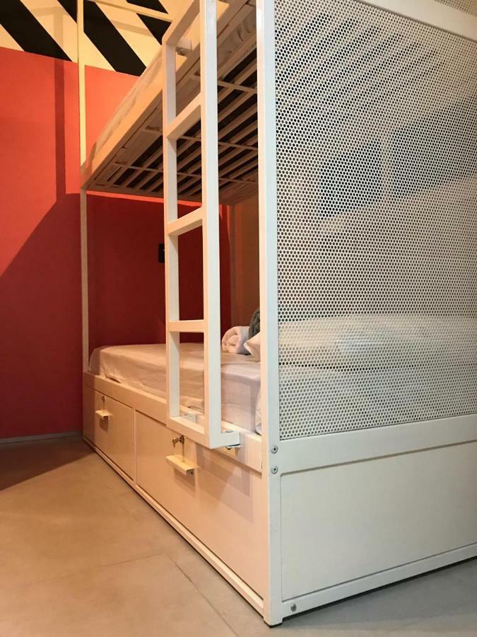 Artsy Vitoria Hostel Εξωτερικό φωτογραφία